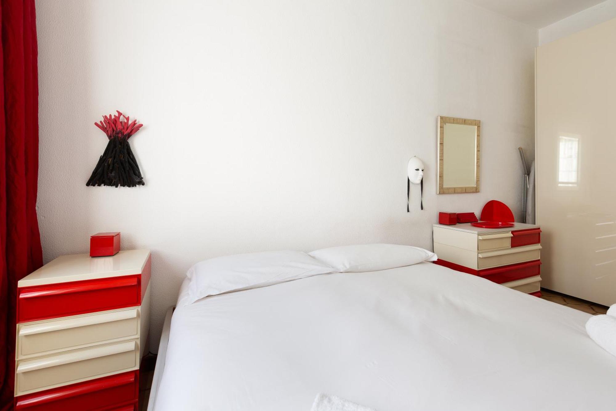 Milan-Linate Apartment With Balcony Esterno foto